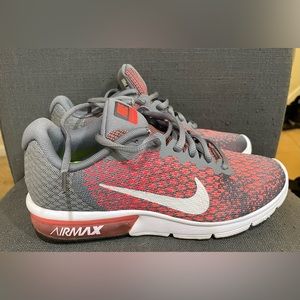 Nike Air Max Sequent 2